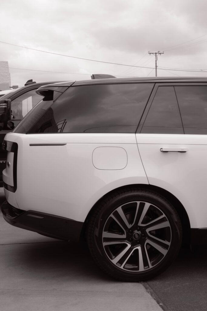 Range rover at Auto Obsessionz